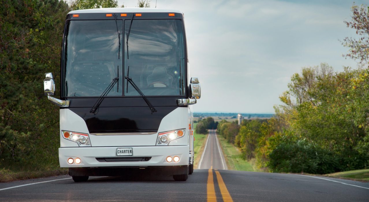 USE-235-coach-bus